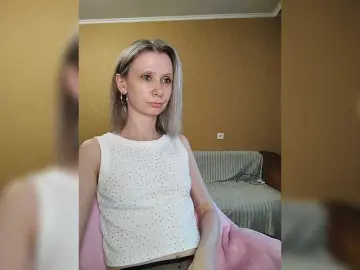 PrettyKris  live sex cam