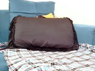 Divine-asss  live sex cam