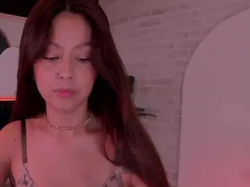 ErikaBenz  live sex cam