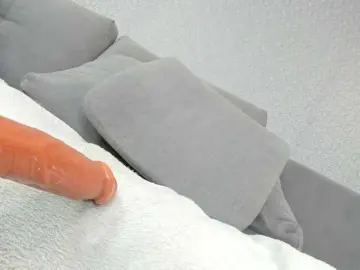 KellyKisa  live sex cam