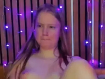 LunaSin21  live sex cam
