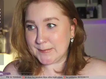 PusssyJuicy  live sex cam