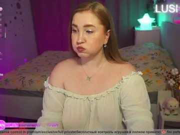 PusssyJuicy  live sex cam