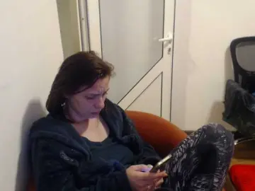 SweetAdela  live sex cam