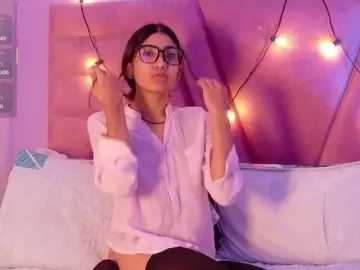 Littleeemiily  live sex cam
