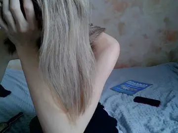 Kiitaa  live sex cam