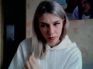 Kiitaa  live sex cam