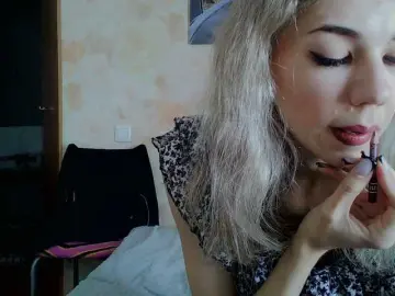 Kiitaa  live sex cam