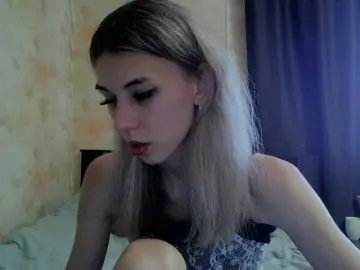 Kiitaa  live sex cam