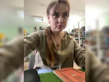 Alina08  live sex cam