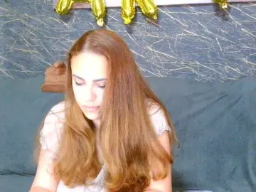 Curlygirl35  live sex cam