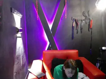 Emilycooper  live sex cam