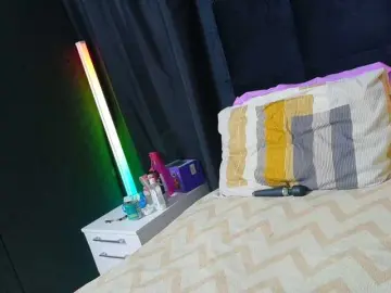 BigBootyVixen  live sex cam