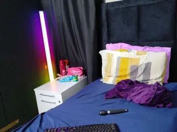 BigBootyVixen  live sex cam