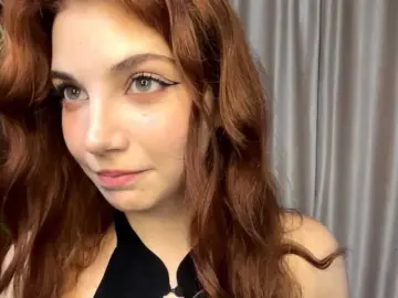 MyrleLinnan  live sex cam