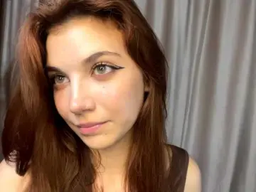 MyrleLinnan  live sex cam