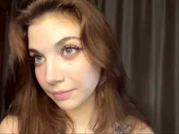 MyrleLinnan  live sex cam