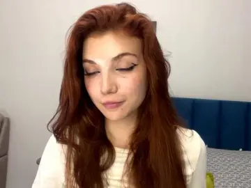 MyrleLinnan  live sex cam