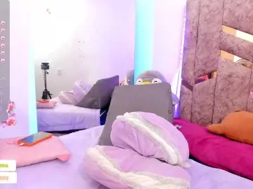 PaulinRoss  live sex cam