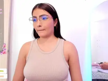 PaulinRoss  live sex cam