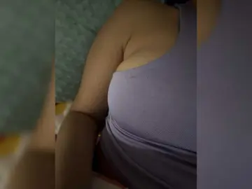 PaulinRoss  live sex cam