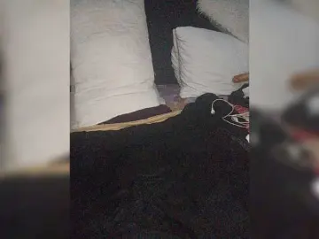 Tenzy-1  live sex cam