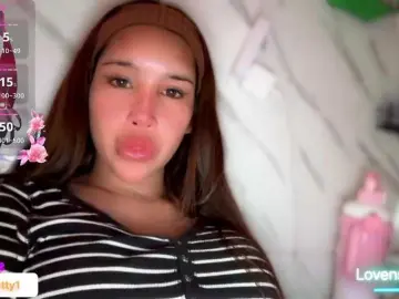 Cutiepinayxx  live sex cam
