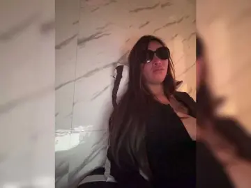 Cutiepinayxx  live sex cam