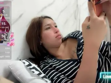 Cutiepinayxx  live sex cam