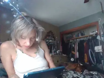 Flavi1996  live sex cam