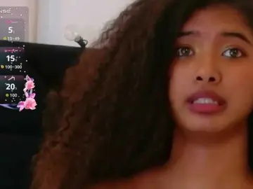 Shyblacksweetiee  live sex cam