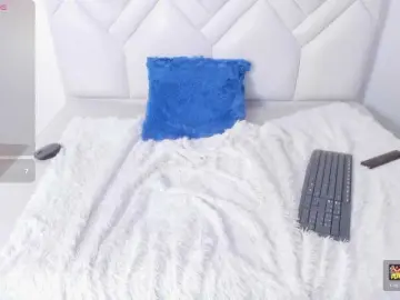 Amelia02  live sex cam