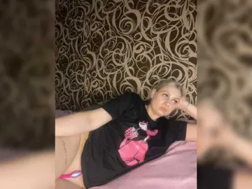 Enni1  live sex cam