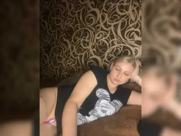 Enni1  live sex cam