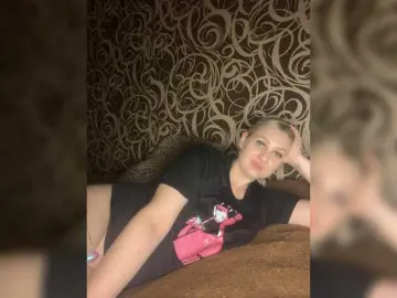 Enni1  live sex cam