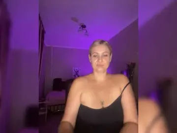 Enni1  live sex cam