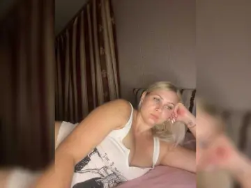 Enni1  live sex cam
