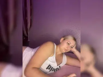 Enni1  live sex cam