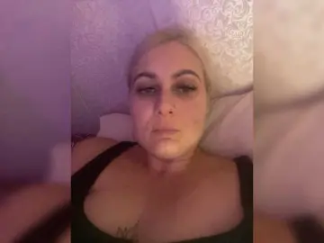 Enni1  live sex cam