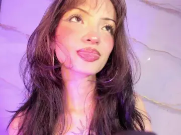 MaddieStark  live sex cam