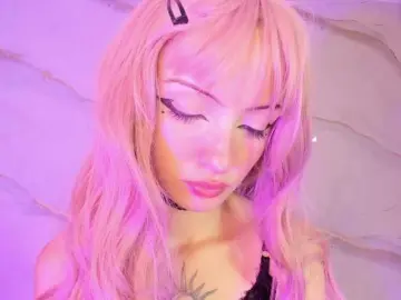 MaddieStark  live sex cam