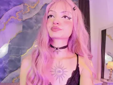 MaddieStark  live sex cam