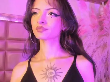 MaddieStark  live sex cam