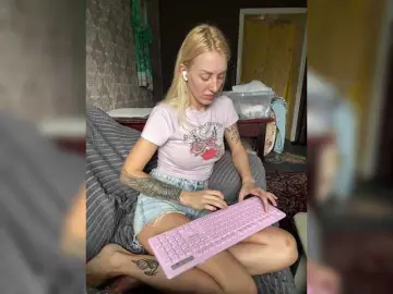 StreKoza  live sex cam