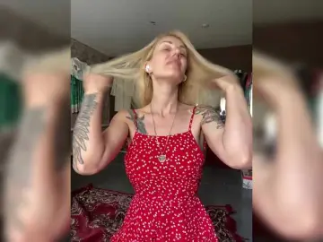 StreKoza  live sex cam
