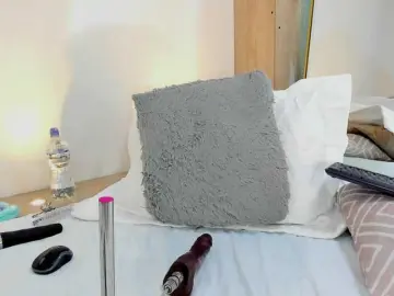Adhitii  live sex cam