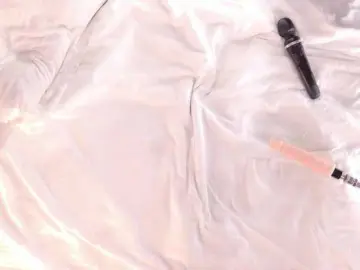 Moonamur  live sex cam