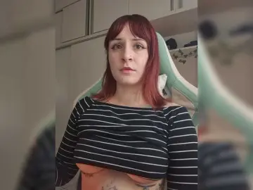 Ahrya222  live sex cam