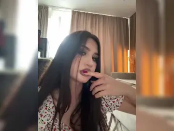 Alliina-leee  live sex cam