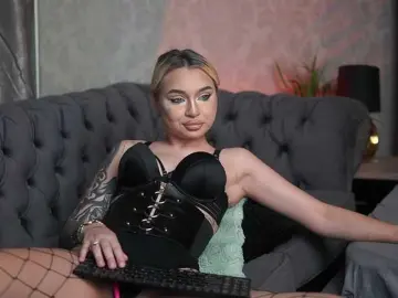 BiankaViper  live sex cam